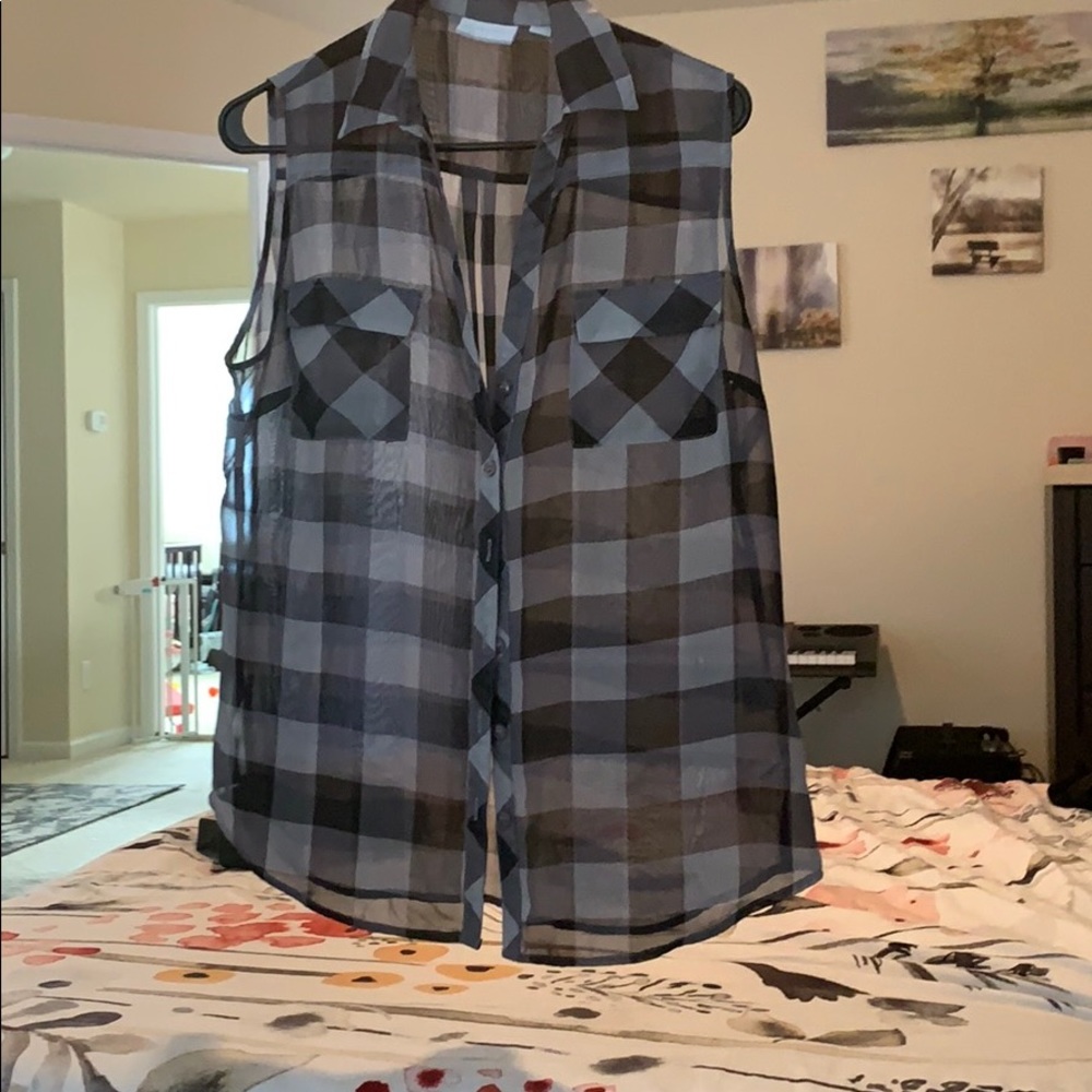 Women’s grey plaid dress shirt - NY & Company